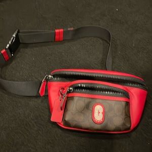 Coach belt bag. Red.